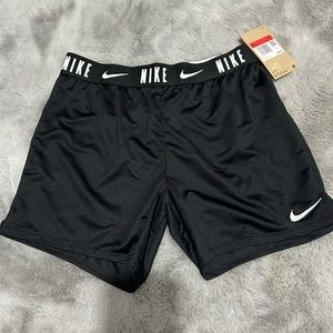 Girls size large Nike dry fit shorts